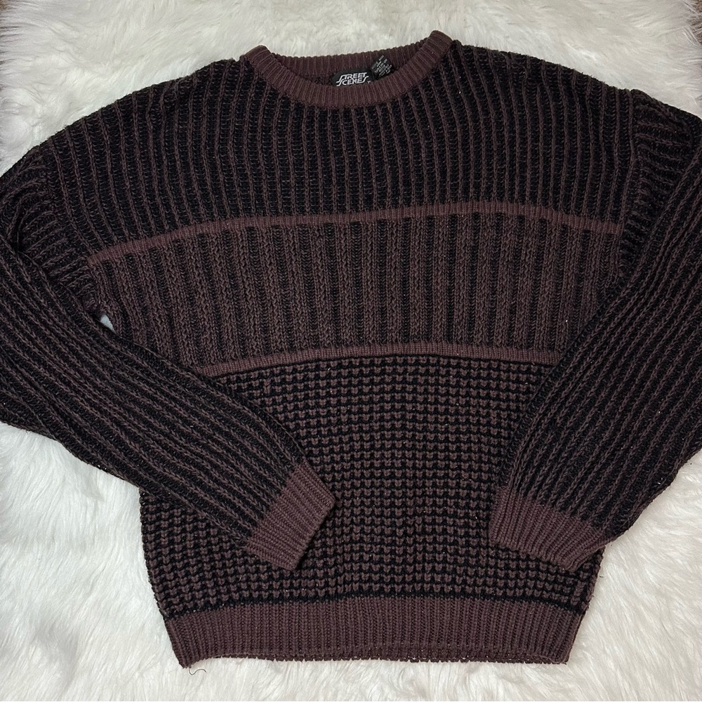 Vintage Street Scenes Acrylic Maroon Sweater